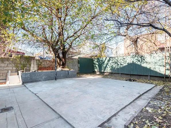 94-67 44th Avenue image 23 of 26