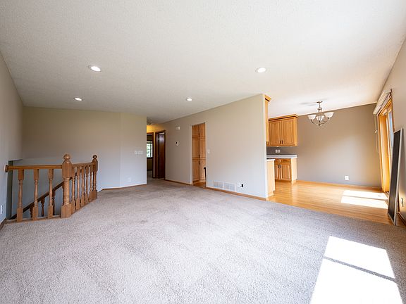 Large Living Room & Open Floor Plan