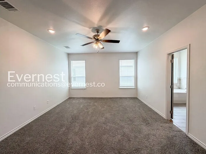 8511 Glade Dr — Photo 11