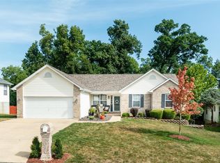 3315 Hampton Xing, Saint Charles, MO 63303