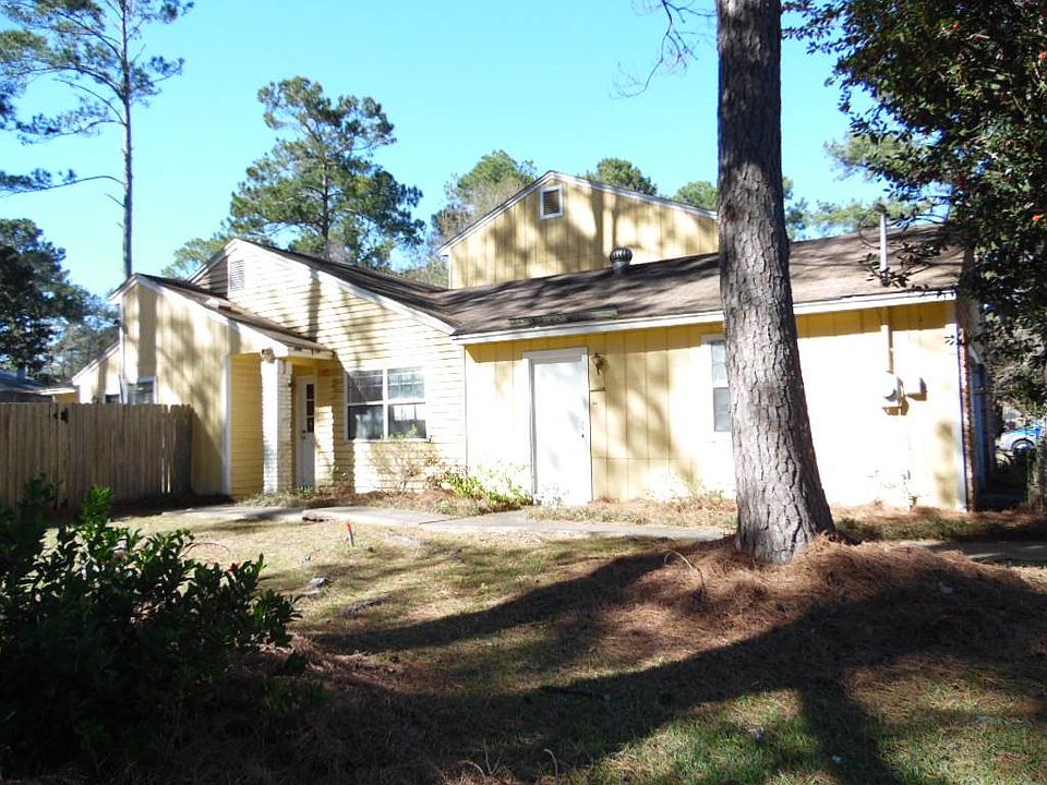 1st image of 3202 Albert Dr