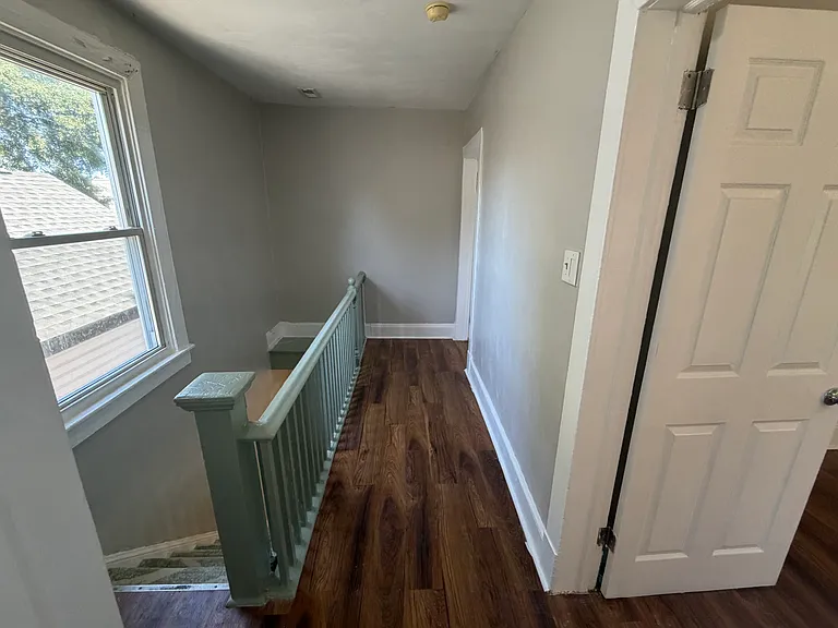 212 Owens St — Photo 12