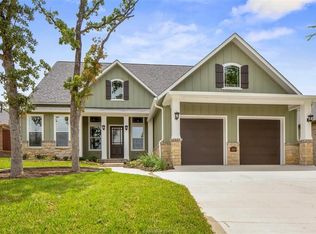 2952 Boxelder Dr, Bryan, TX 77807