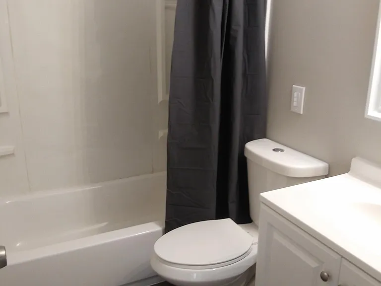 New bathroom Bedroom Level
