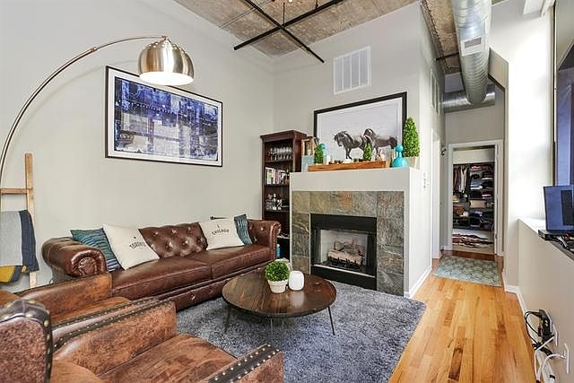1st image of 758 N Larrabee St APT 0630