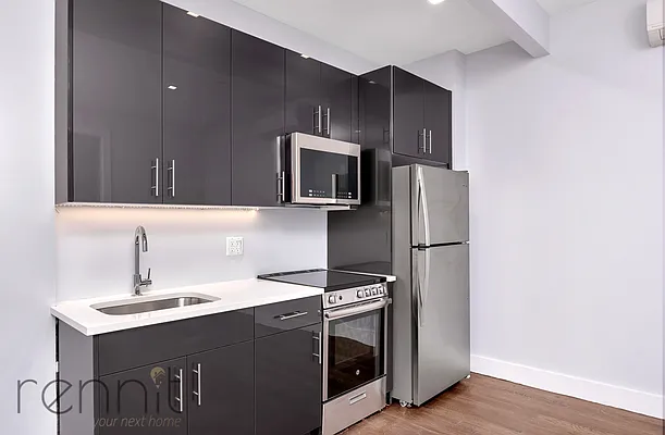 Rented by Rennit Inc. | media 11