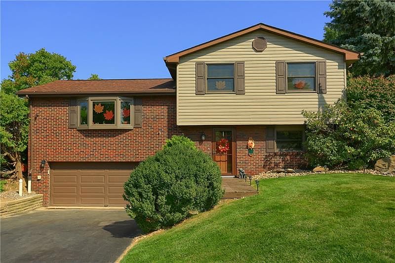 1st image of 106 Wyndmere Dr