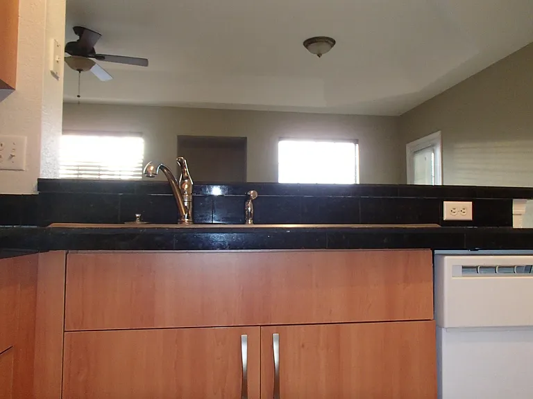 1101 Belmont Pl #1101 — Photo 6
