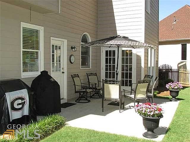 2nd image of 310 Woods Ln