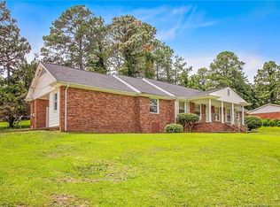 3511 Clearwater Dr, Fayetteville, NC 28311