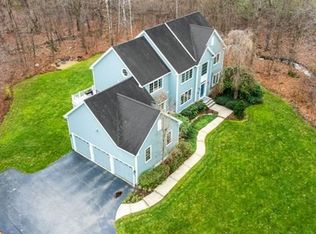 9-9 Blackthorn Rd #B, Shrewsbury, MA 01545