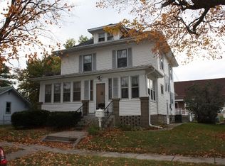 18 3rd St NE, Hampton, IA 50441