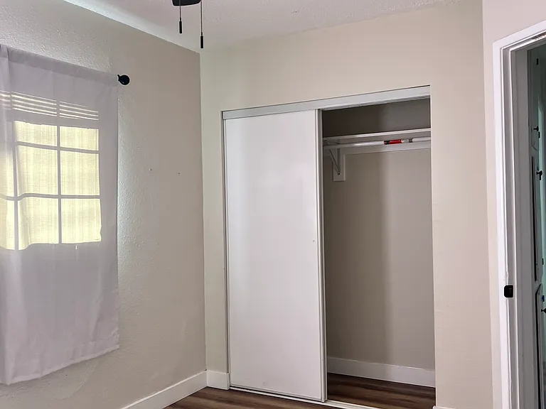 861 N Washington Pl #3 — Photo 3