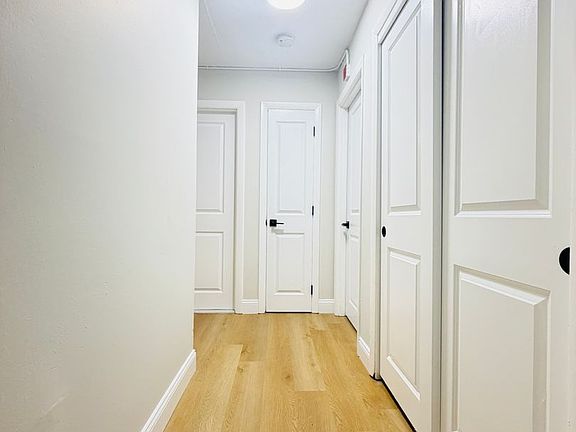 3rd image of 37 Vine St #12