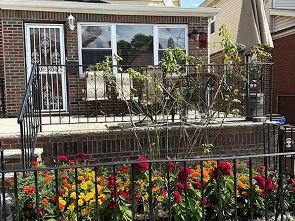 2093 E 22nd St Unit 1, Brooklyn, NY 11229