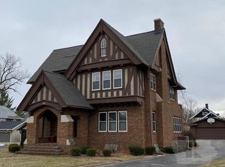 912 W Main St, Marshalltown, IA 50158