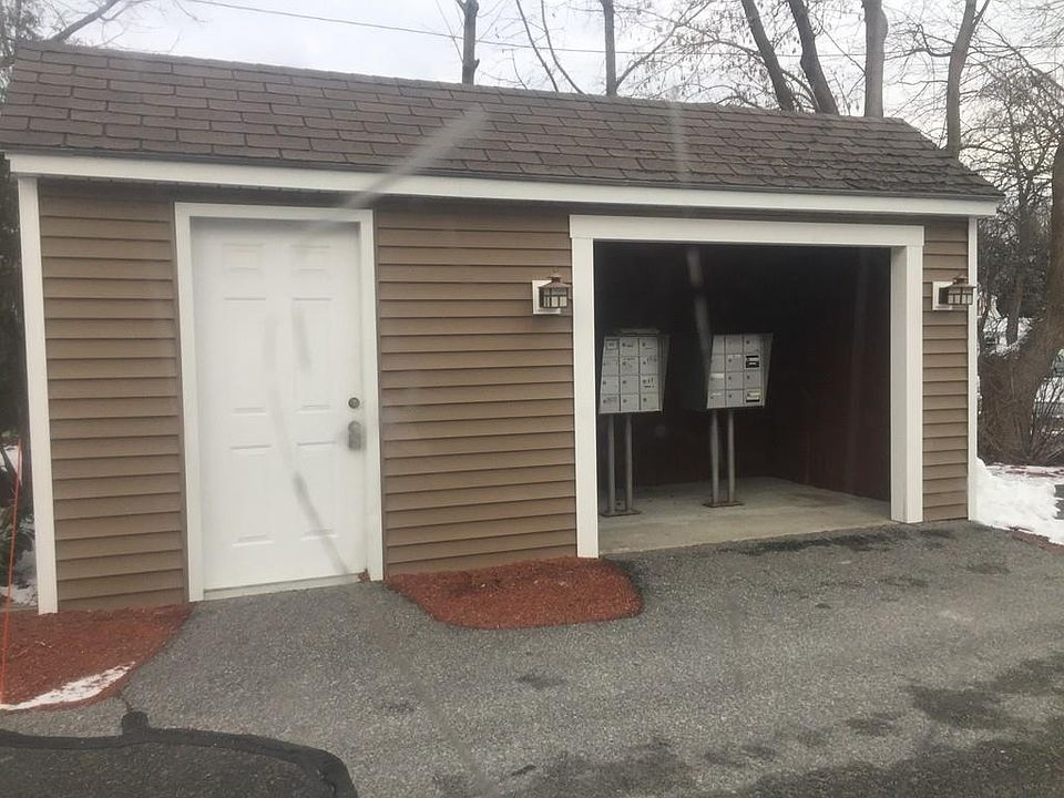 2nd image of 306 Aiken Ave APT 15
