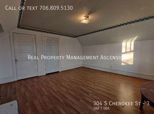 304 S Cherokee St #3, La Fayette, GA 30728