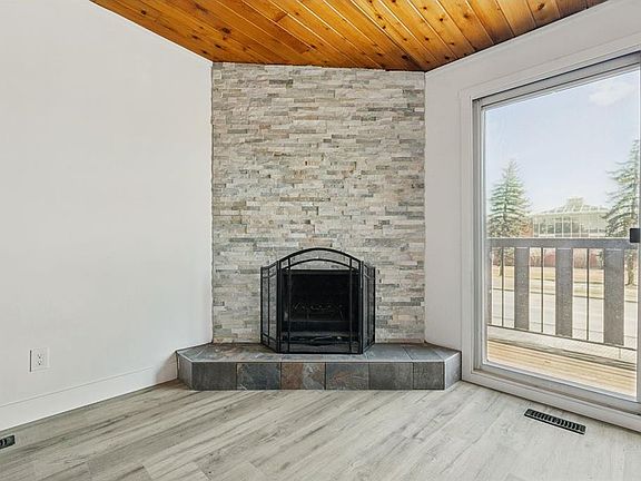 5th image of 1415 E 44th St SE #B