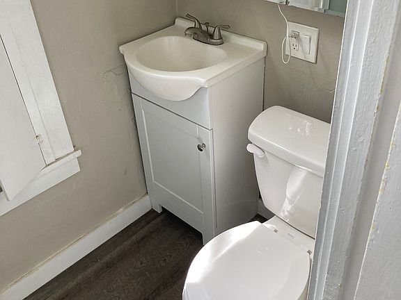 4th image of 440 Plymouth St #440