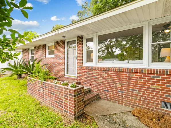 5821 Stewart St, Hanahan, SC 29410