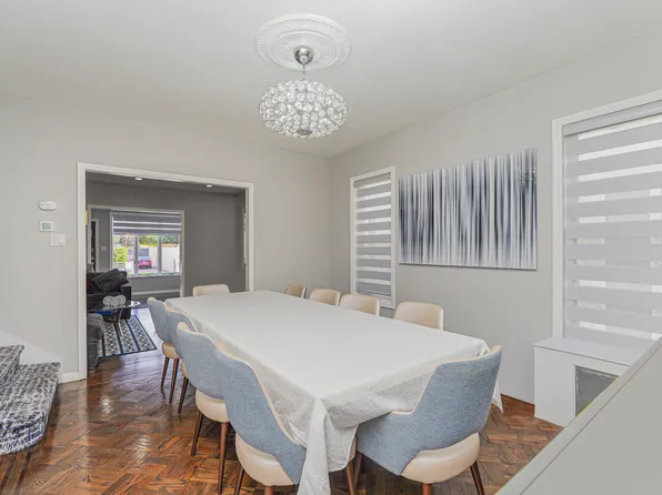 1726 East 4th Street image 7 of 18