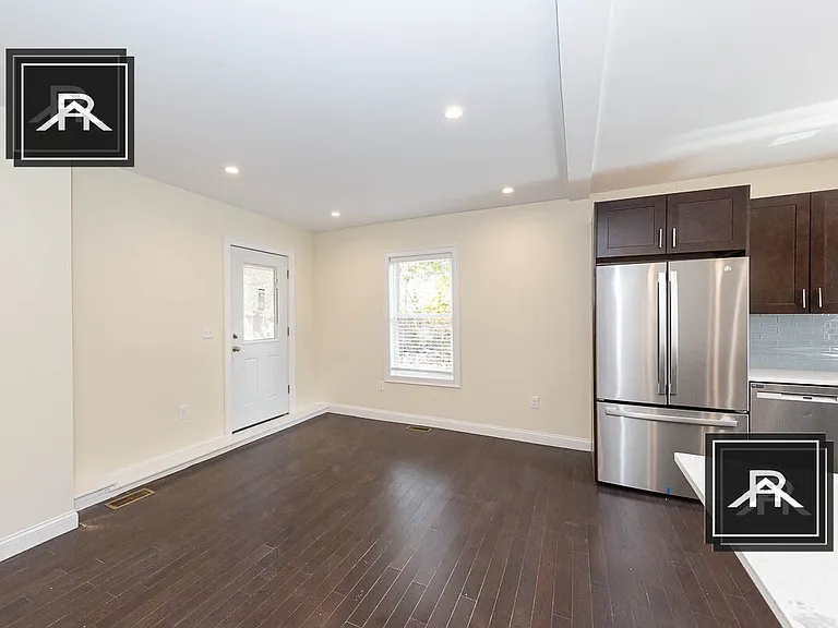 59-61 Catherine St #1 — Photo 5