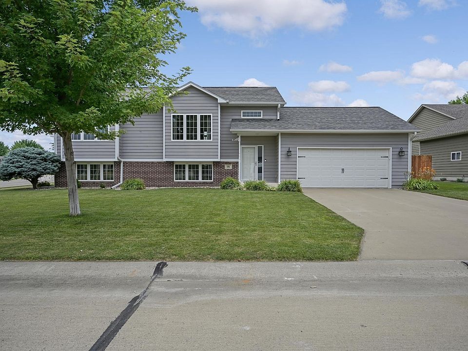 1st image of 681 Meadowlark Cir