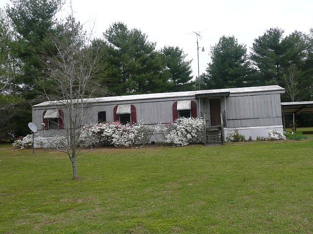2nd image of 5074 Coburg Ln