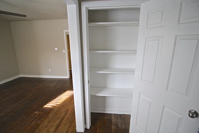 4314 Warwick | Updated Unit in Quiet Neighborhood — Photo 2