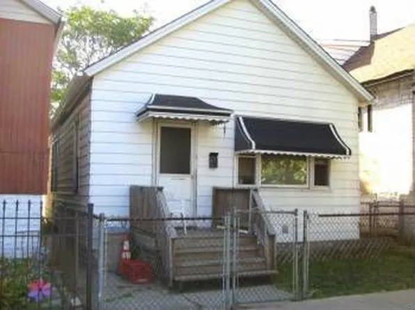 4122 S Campbell Ave, Chicago, IL 60632