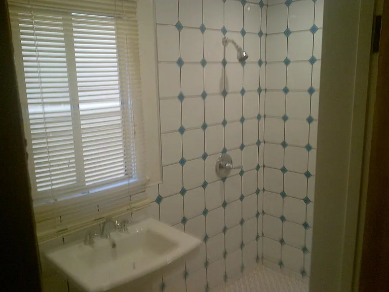 6111 Romaine St #103 — Photo 7