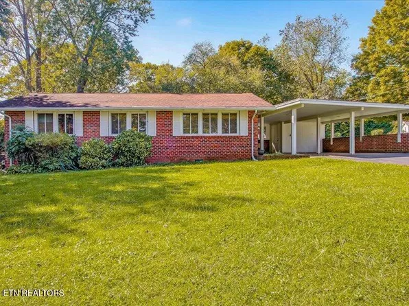 807 Picadilly Rd NW, Knoxville, TN 37909