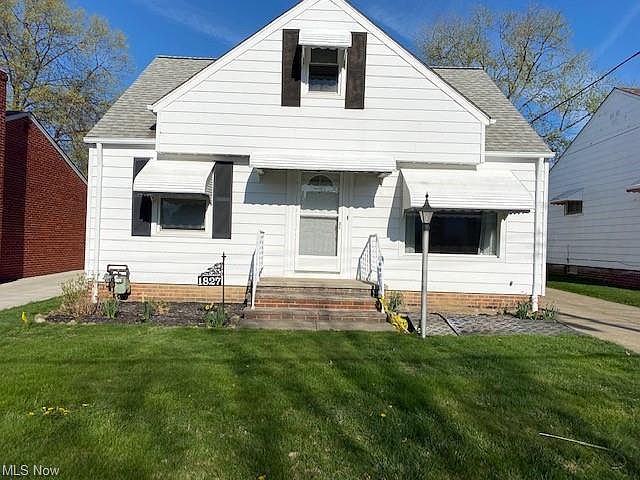 1st image of 1827 E 294th St