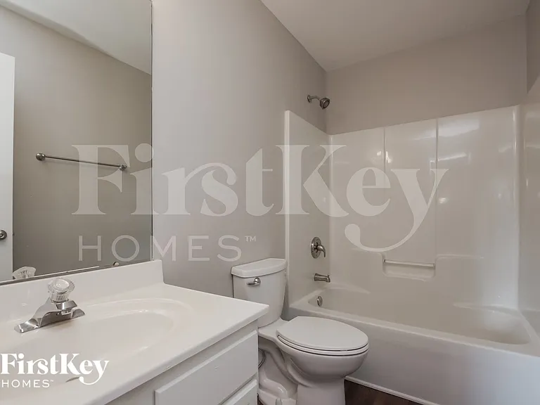 5802 Crosswinds Ct — Photo 9