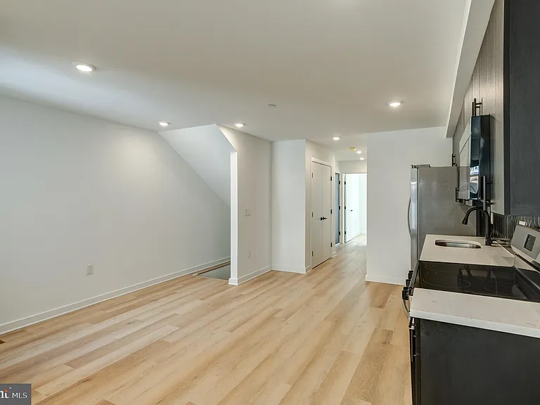2329 Ellsworth St #1 — Photo 6