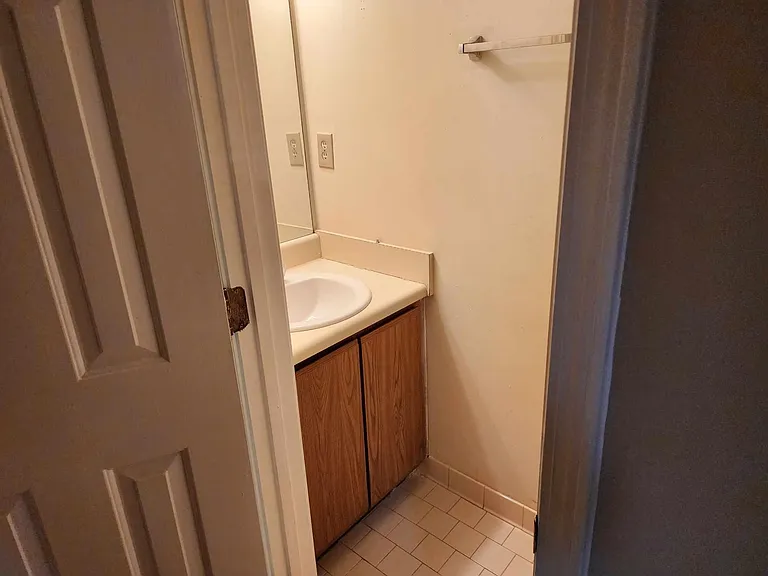 1955 Indian Trail Lilburn Rd #404 — Photo 8