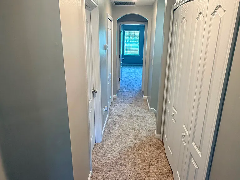 2755 Hollybrook Ln — Photo 19