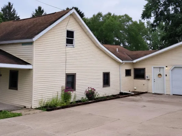 923 W Kohler St, Kenton, OH 43326