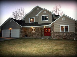 2226 Crestview Dr, Torrington, WY 82240