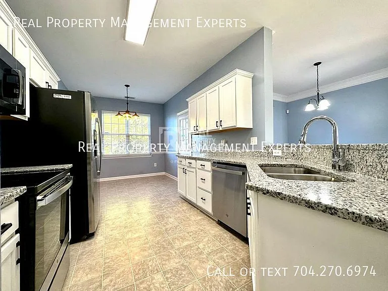 8815 Firestreak Dr — Photo 6