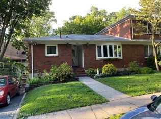 283 Prospect Ave, Staten Island, NY 10301