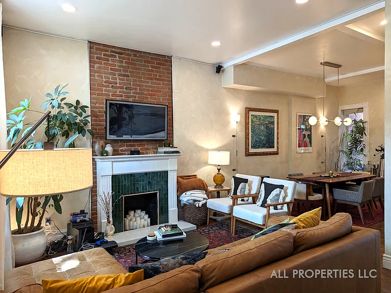 2753 Champa St — Photo 17