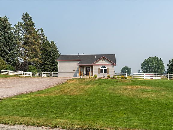 2nd image of 355 Sirucek Ln