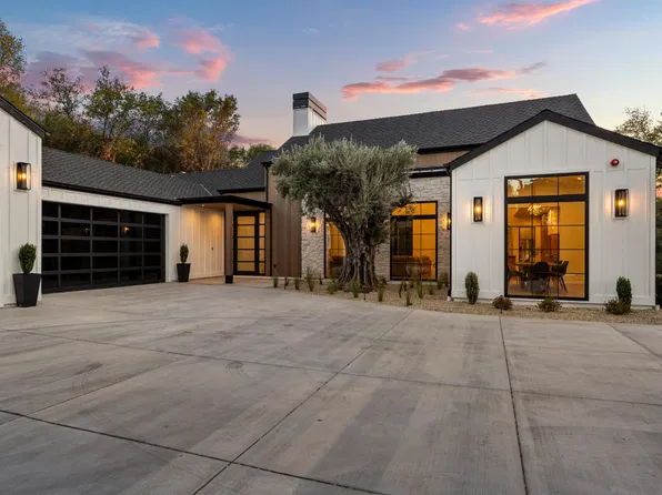 9695 Junewood Ln, Loomis, CA 95650