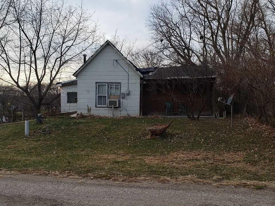 1st image of 108 Lake Dr