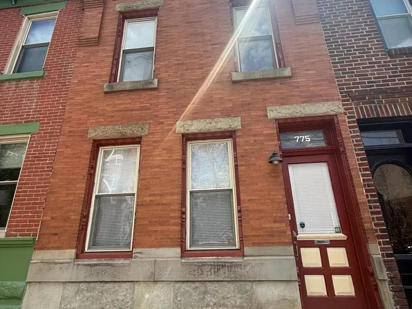 775 N 25th St, Philadelphia, PA 19130