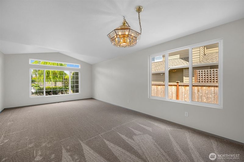 5th image of 3050 Chelsea Lane