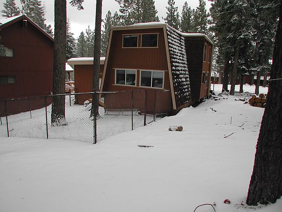 Fully fenced back yard