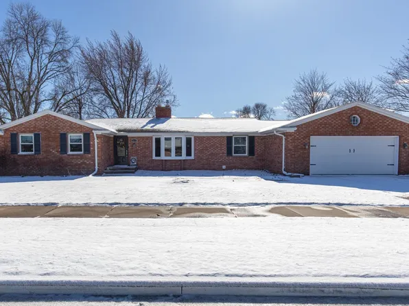 1213 Sunset Dr, Kimberly, WI 54136